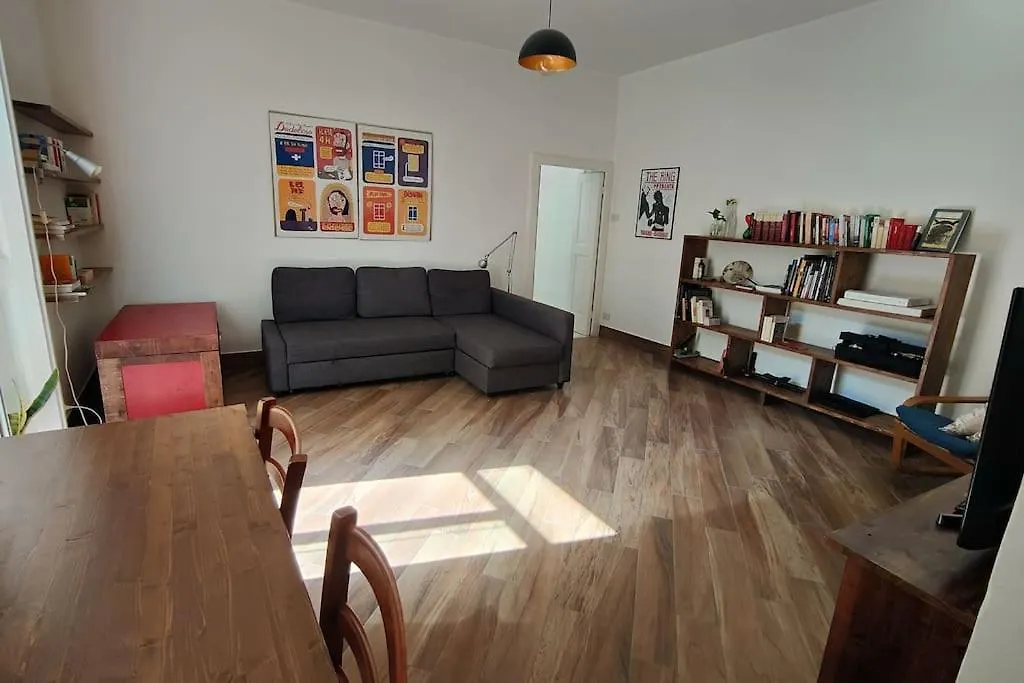 Appartamento A Pontecorvo Naples